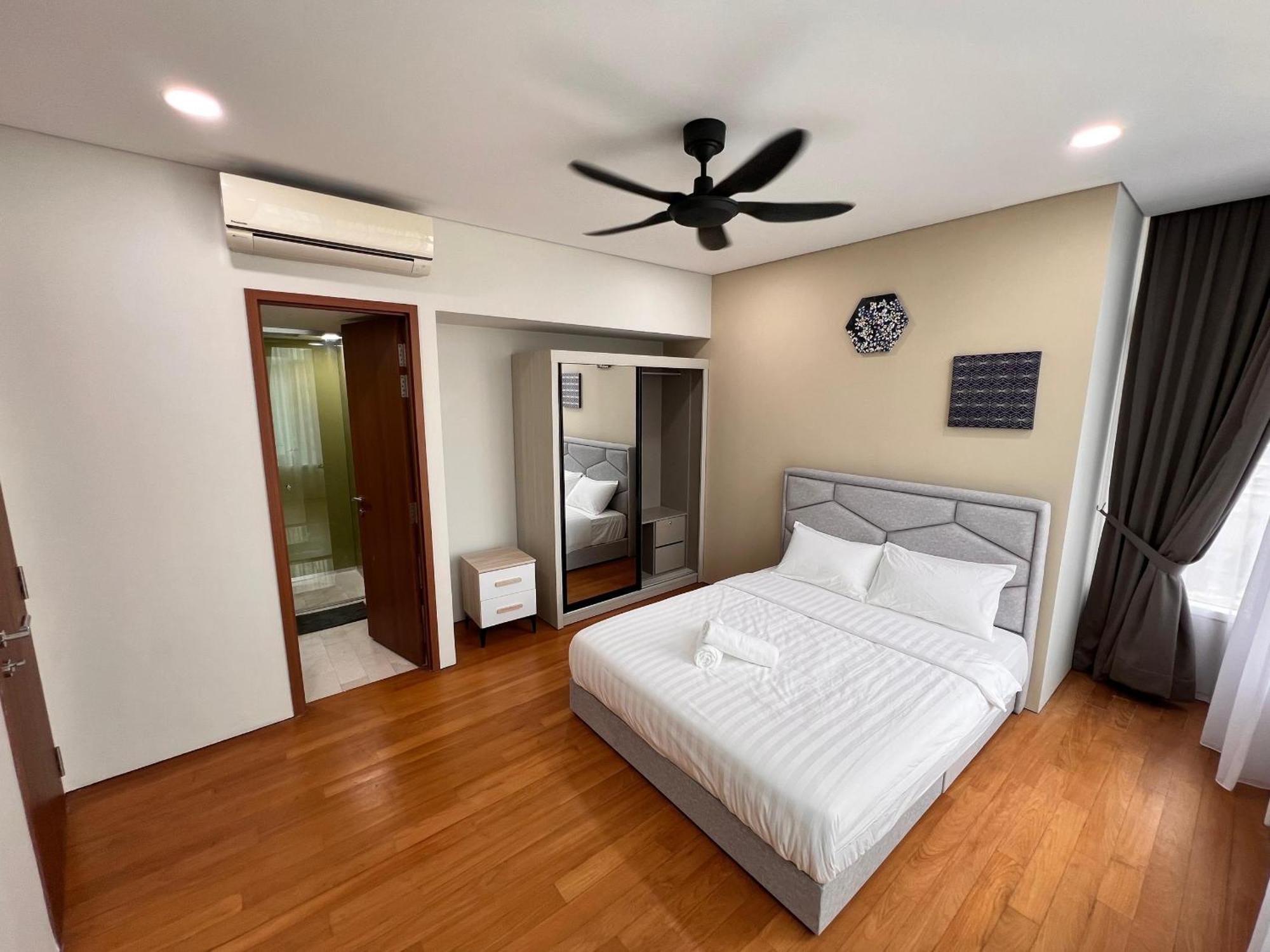 Sky Suites At Klcc By Mitstay Kuala Lumpur Bagian luar foto